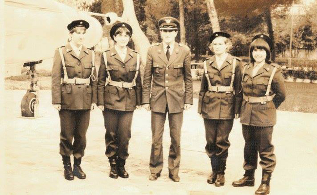 Prve žene piloti u SFRJ